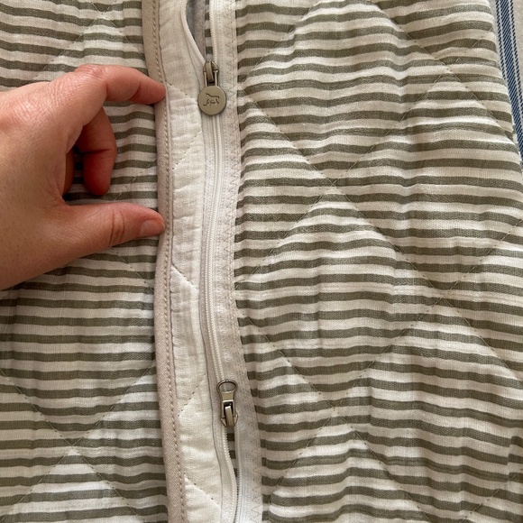 Little Unicorn | Cotton Muslin Quilted Sleep Bag | 0-6 months | NWOT - Picture 10 of 11